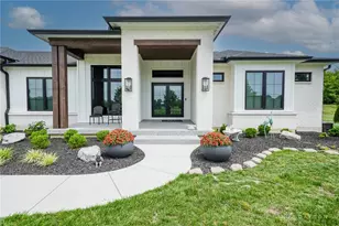 4904 Bunnell Hill Rd, Lebanon, OH 45036 - Photo 4