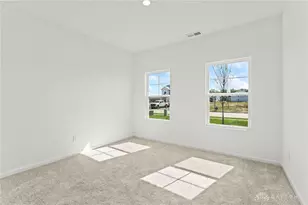 1117 Honeydew Dr, Tipp City, OH 45373 - Photo 6