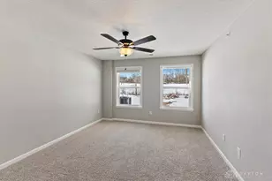 2735 Golden Leaf Dr, Beavercreek, OH 45431 - Photo 10