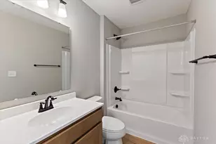 2735 Golden Leaf Dr, Beavercreek, OH 45431 - Photo 16