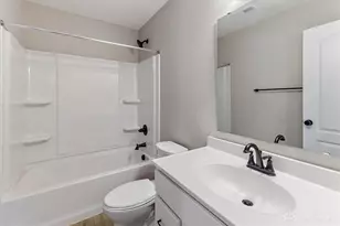 2727 Golden Leaf Dr, Beavercreek, OH 45431 - Photo 14