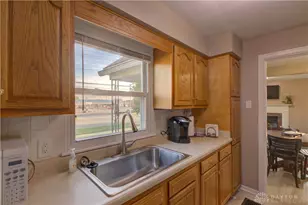 1065 Patterson Rd, Dayton, OH 45420 - Photo 10