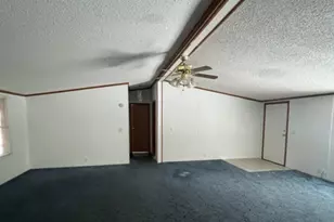 101 Northcreek Dr, Lewisburg, OH 45338 - Photo 4