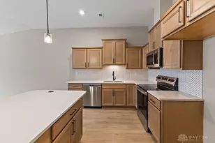 4216 N Golden Clove Bnd, Sugarcreek Twp, OH 45459 - Photo 4