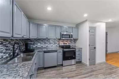 1947 Woodcliffe Drive, Troy, OH 45373 - Photo 18