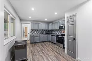 1947 Woodcliffe Dr, Troy, OH 45373 - Photo 16