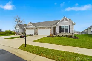 4202 Ellason Ct, Dayton, OH 45440 - Photo 2