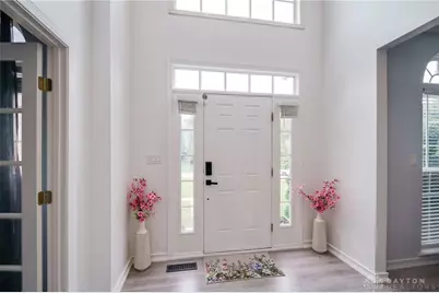 3600 Yellow Finch Way, Franklin, OH 45005 - Photo 8