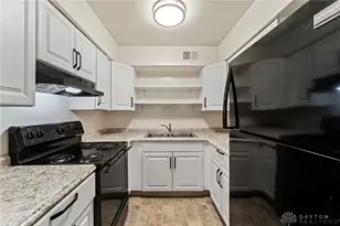 500 Bowie Dr, Dayton, OH 45417 - Photo 4