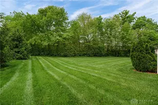 9553 Tahoe Dr, Dayton, OH 45458 - Photo 40