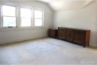 921 Weng Avenue, Dayton, OH 45420 - Photo 16