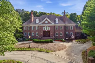 5048 Oak Manor Ct, Kettering, OH 45429 - Photo 2