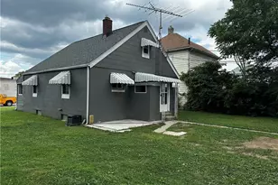 1020 Saint Adelbert Ave, Dayton, OH 45404 - Photo 4