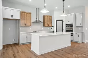 9333 Rochelle Ln, Clearcreek Twp, OH 45458 - Photo 14