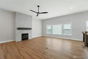 9333 Rochelle Ln, Clearcreek Twp, OH 45458 - Photo 8