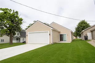 2052 Ravenwood Ave, Dayton, OH 45406 - Photo 16