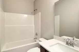 2052 Ravenwood Ave, Dayton, OH 45406 - Photo 14