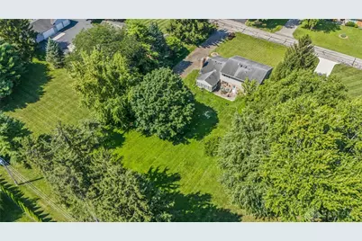 2215 Merrimont Drive, Troy, OH 45373 - Photo 10