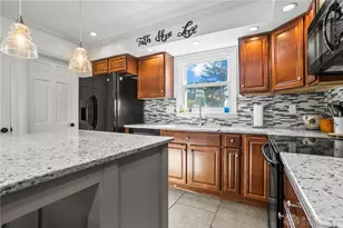 2215 Merrimont Dr, Troy, OH 45373 - Photo 18