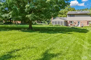 2215 Merrimont Dr, Troy, OH 45373 - Photo 8