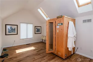 2050 Old Falls Dr, Vandalia, OH 45377 - Photo 18