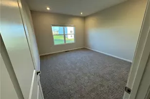 493 Hollywood Blvd, Xenia, OH 45385 - Photo 16