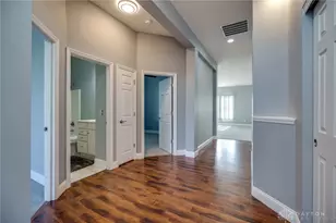 10162 Chedworth Dr, Dayton, OH 45458 - Photo 8