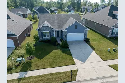 10162 Chedworth Drive, Dayton, OH 45458 - Photo 2