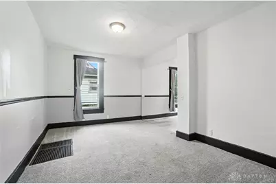 21 W Main Street, West Carrollton, OH 45449 - Photo 8