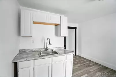 21 W Main Street, West Carrollton, OH 45449 - Photo 26