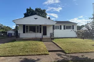 61 Van Buren Dr, Hamilton, OH 45011 - Photo 1