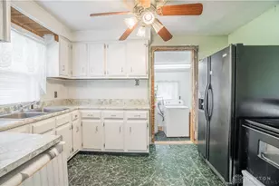 1108 Lexington Ave, Fairborn, OH 45324 - Photo 8