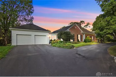 3993 Applewood Lane, Dayton, OH 45429 - Photo 1