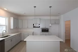 460 Crossing Ln, Miami Township, OH 45449 - Photo 14