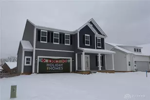 460 Crossing Ln, Miami Township, OH 45449 - Photo 6