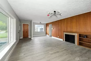 4261 Briar Pl, Dayton, OH 45405 - Photo 6