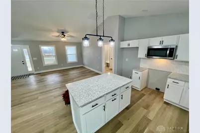 1389 Leon Drive, West Alexandria, OH 45381 - Photo 8