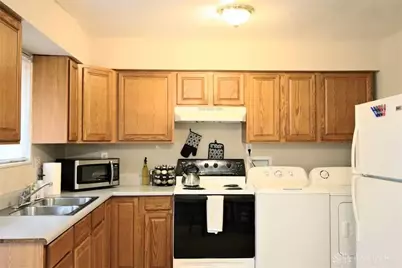 4640 Wayne Meadows Circle, Huber Heights, OH 45424 - Photo 40