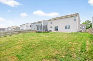 7032 Honeylocust St, Tipp City, OH 45371 - Photo 56