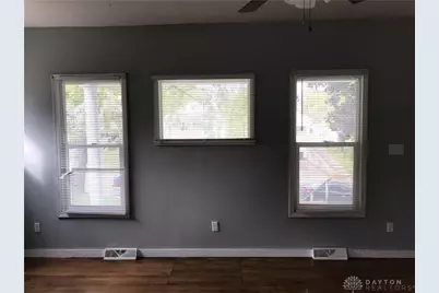 156 E Hillcrest Avenue, Dayton, OH 45405 - Photo 4