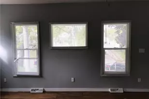 156 E Hillcrest Ave, Dayton, OH 45405 - Photo 4