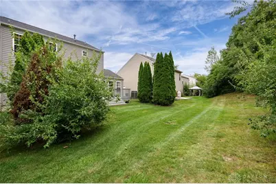 3611 King Edward Way, Beavercreek, OH 45431 - Photo 4