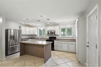 2021 Stayman Drive, Kettering, OH 45440 - Photo 8