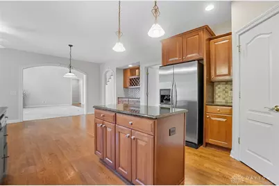 295 Stratford Lane, Beavercreek Twp, OH 45385 - Photo 12