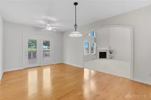 295 Stratford Ln, Beavercreek Twp, OH 45385 - Photo 10