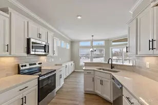 5370 Augusta Dr, Lebanon, OH 45036 - Photo 4