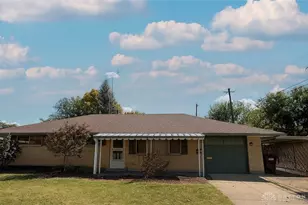 4792 Loxley Dr, Moraine, OH 45439 - Photo 1