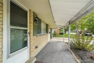 4792 Loxley Dr, Moraine, OH 45439 - Photo 4