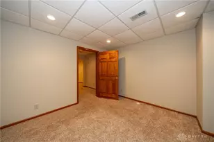 2940 Stonewall Dr, Beavercreek, OH 45434 - Photo 68