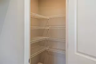 5354 Augusta Dr, Turtlecreek Twp, OH 45036 - Photo 6